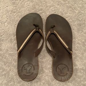 American Eagle Flip flops